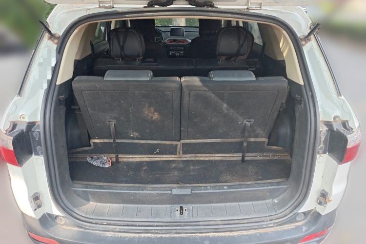 Used Dongfeng Fengon S560 2019 1.8L Manual Urban Model Trunk