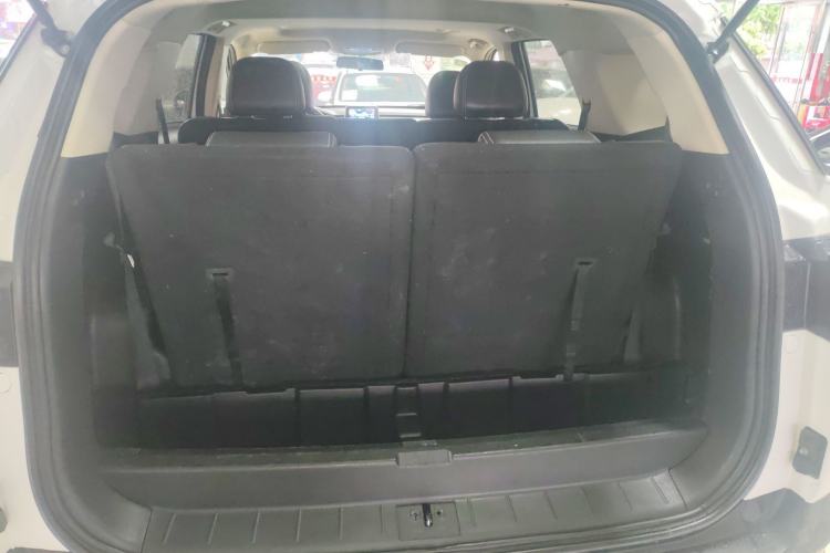Used Dongfeng Fengon S560 2019 1.8L CVT Elite Model Trunk