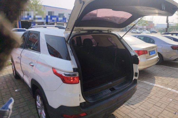 Used Dongfeng Fengon S560 2019 1.8L Manual Urban Model Trunk