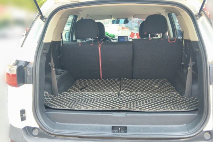 Used Dongfeng Fengon S560 2019 1.8L Manual Urban Model Trunk