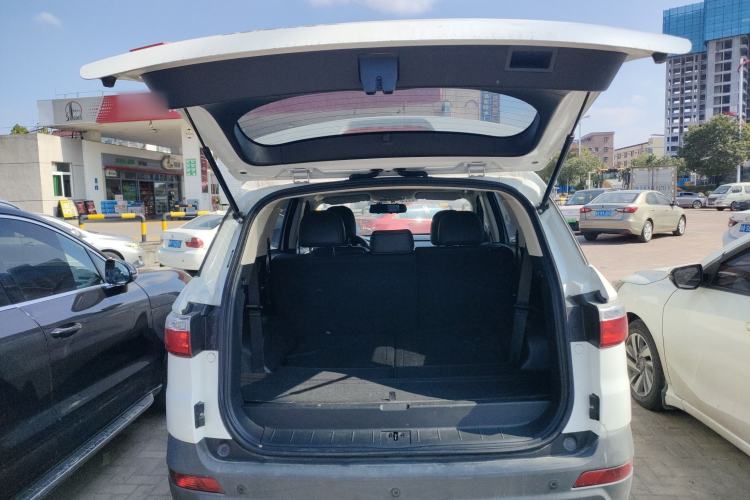 Used Dongfeng Fengon S560 2019 1.8L CVT Elite Model Trunk