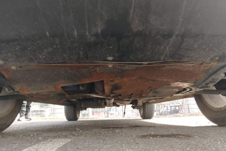 Used Dongfeng Fengon S560 2021 1.5T Manual Urban Model Chassis Front