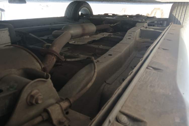 Used Dongfeng Fengon S560 2021 1.5T Manual Urban Model Chassis Rear Left