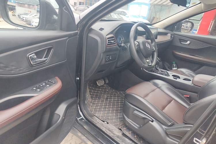 Used Dongfeng Fengon S560 2021 2.0L CVT Elite Version Driver Seat
