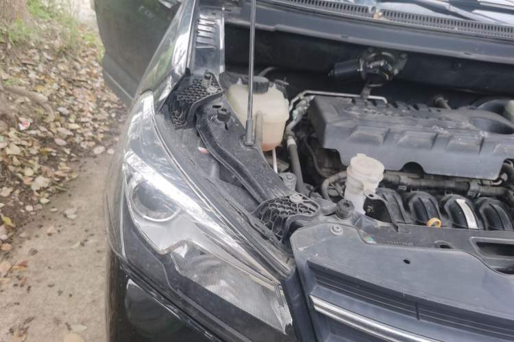 Used Dongfeng Fengon S560 2021 2.0L Manual Urban Version Engine Bay Right