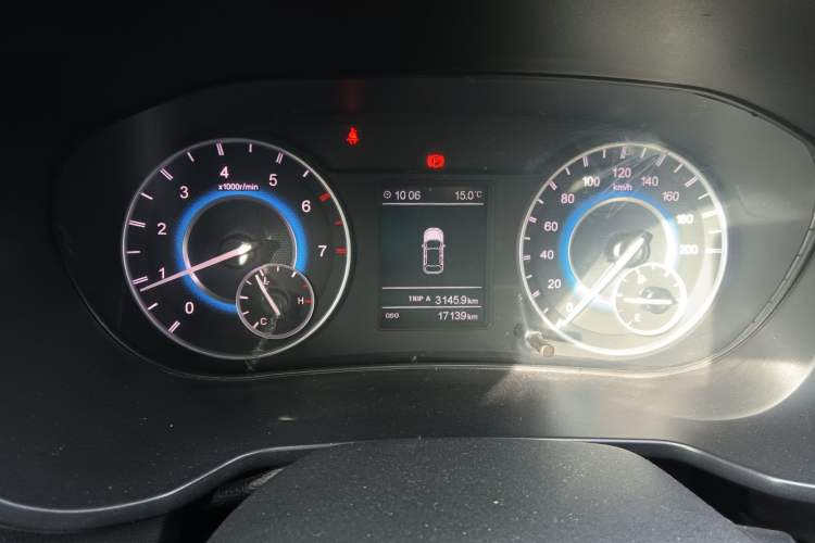 Used Dongfeng Fengon S560 2021 1.5T Manual Urban Model Instrument Cluster