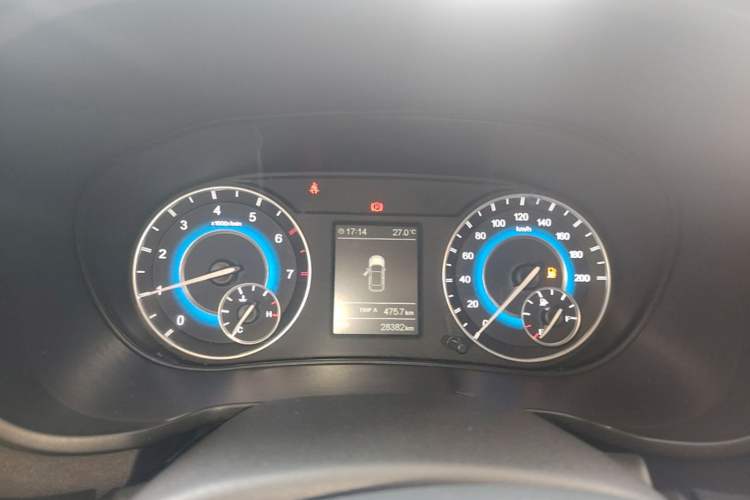 Used Dongfeng Fengon S560 2021 Revised 1.5T Manual Urban Version Instrument Cluster