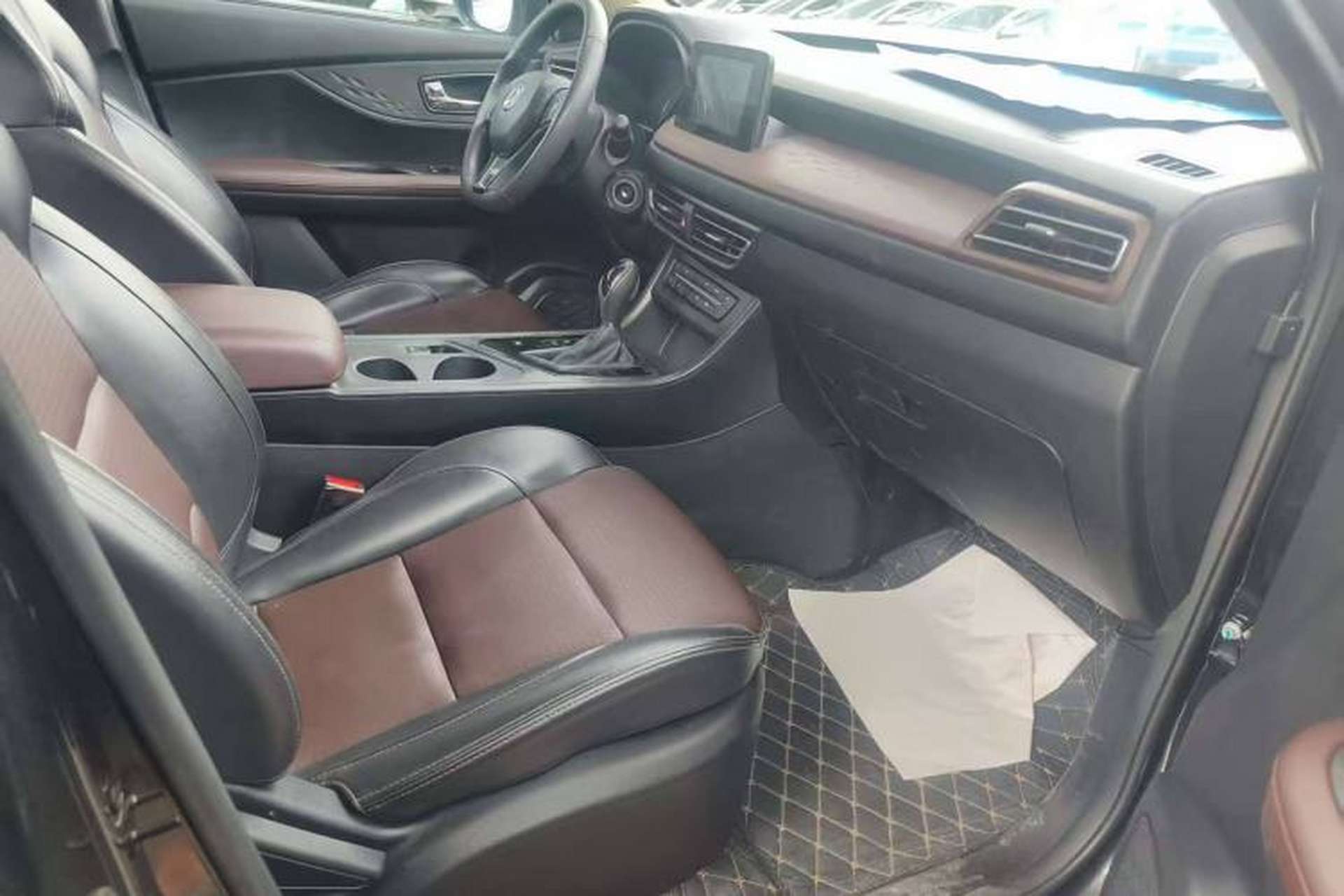 Used Dongfeng Fengon S560 2021 2.0L CVT Elite Version Interior 3