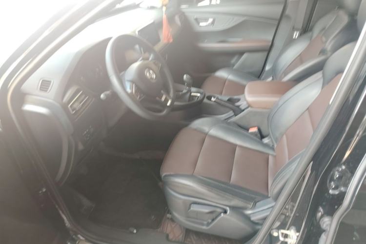 Used Dongfeng Fengon S560 2021 Revised 1.5T Manual Urban Version Left Front Seat