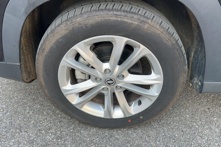 Used Dongfeng Fengon S560 2021 2.0L CVT Elite Version Left Front Wheel Hub
