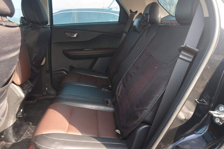 Used Dongfeng Fengon S560 2021 1.5T Manual Urban Model Left Rear Seat