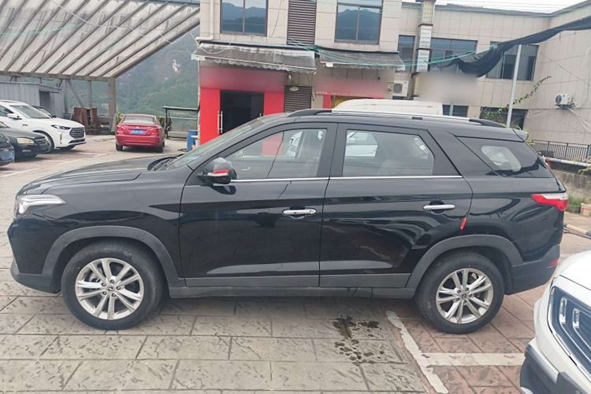 Used Dongfeng Fengon S560 2021 2.0L CVT Elite Version Left Side