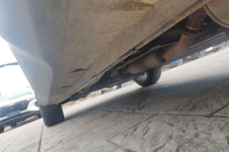 Used Dongfeng Fengon S560 2021 2.0L CVT Elite Version Left Side Sill