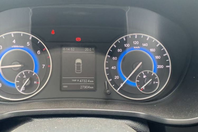 Used Dongfeng Fengon S560 2021 Revised 1.5T Manual Urban Version Odometer Close Up