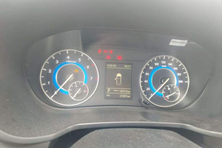 Used Dongfeng Fengon S560 2021 2.0L CVT Elite Version Odometer Close Up