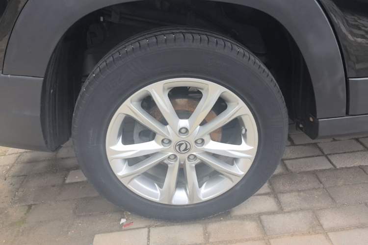 Used Dongfeng Fengon S560 2021 Revised 1.5T Manual Urban Version Right Rear Wheel Hub