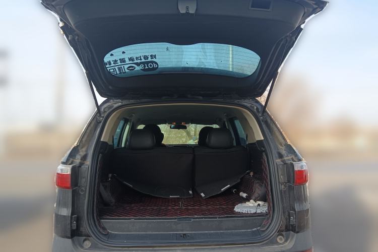 Used Dongfeng Fengon S560 2021 1.5T Manual Urban Model Trunk