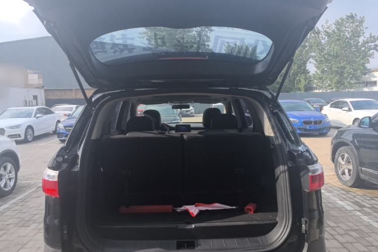 Used Dongfeng Fengon S560 2021 Revised 1.5T Manual Urban Version Trunk
