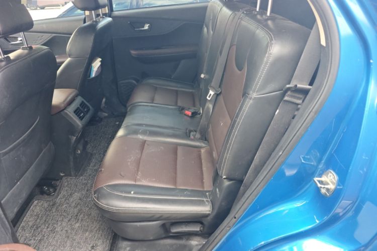 Used Dongfeng Fengon S560 2021 2.0L CVT Elite Version Left Rear Seat
