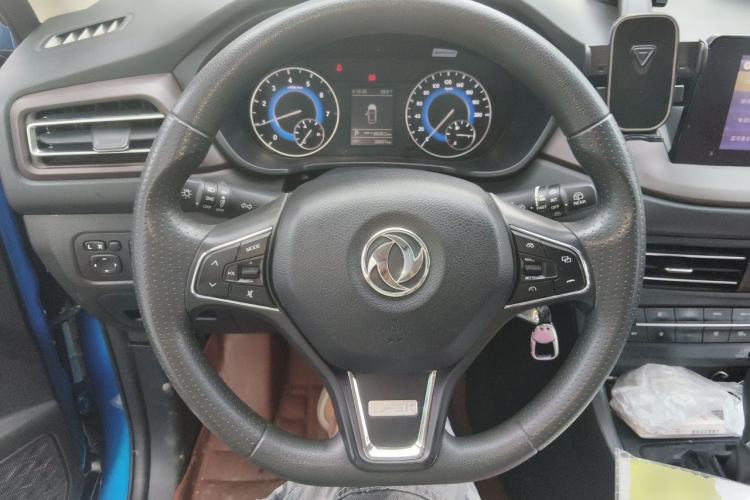 Used Dongfeng Fengon S560 2021 2.0L CVT Elite Version Steering Wheel