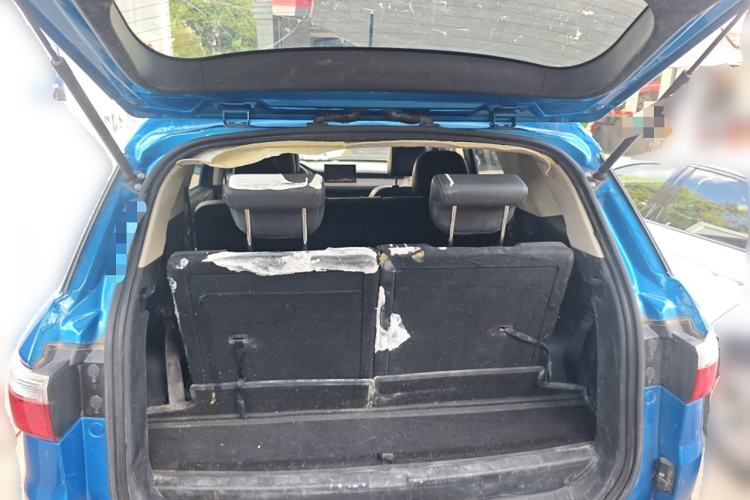 Used Dongfeng Fengon S560 2021 2.0L CVT Elite Version Trunk