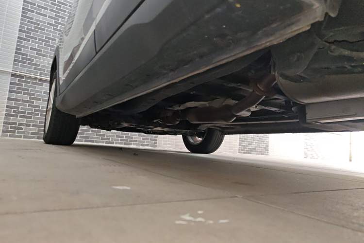 Used Dongfeng Fengon S560 2021 2.0L CVT Elite Version Chassis Rear Left