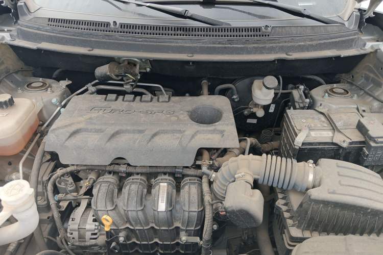 Used Dongfeng Fengon S560 2021 2.0L Manual Urban Version Engine Bay