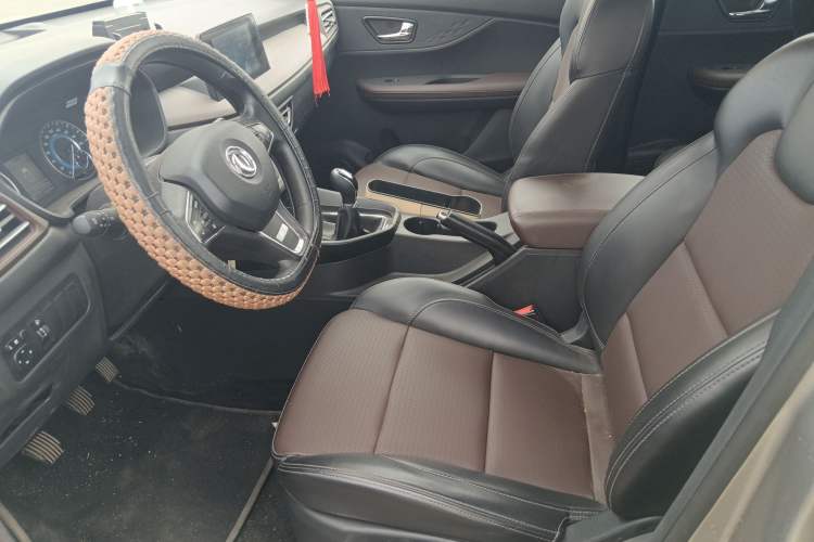 Used Dongfeng Fengon S560 2021 2.0L Manual Urban Version Left Front Seat