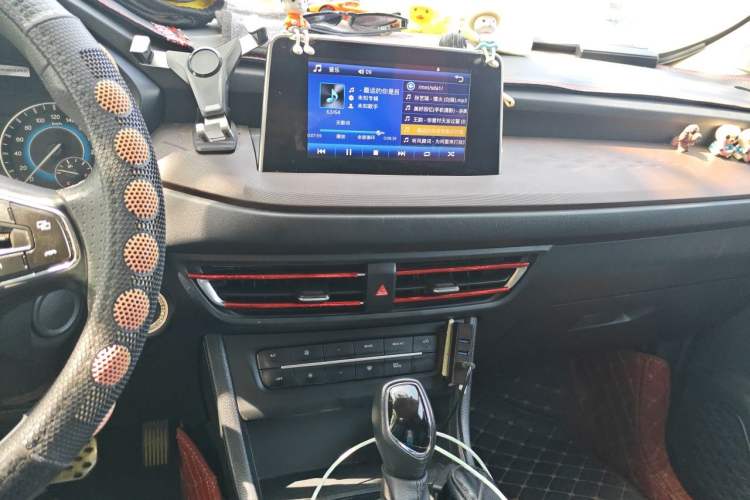 Used Dongfeng Fengon S560 2021 1.5T CVT Elite Version Audio And AC Panel