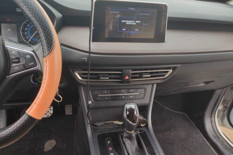 Used Dongfeng Fengon S560 2021 1.5T CVT Elite Version Audio And AC Panel