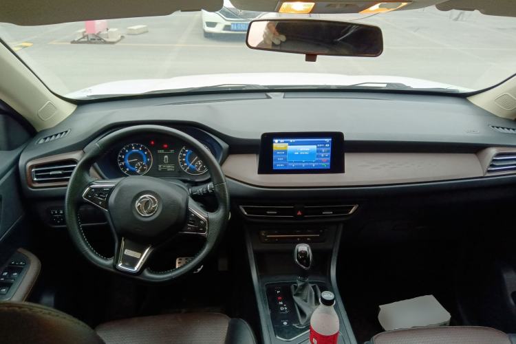 Used Dongfeng Fengon S560 2021 1.5T CVT Elite Version Center Console