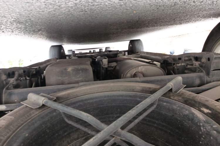 Used Dongfeng Fengon S560 2021 1.5T Manual Urban Model Chassis Rear
