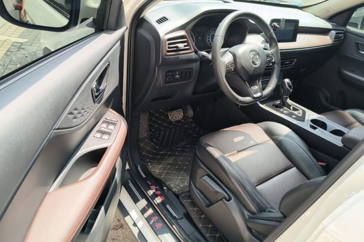 Used Dongfeng Fengon S560 2021 2.0L CVT Elite Version Driver Seat