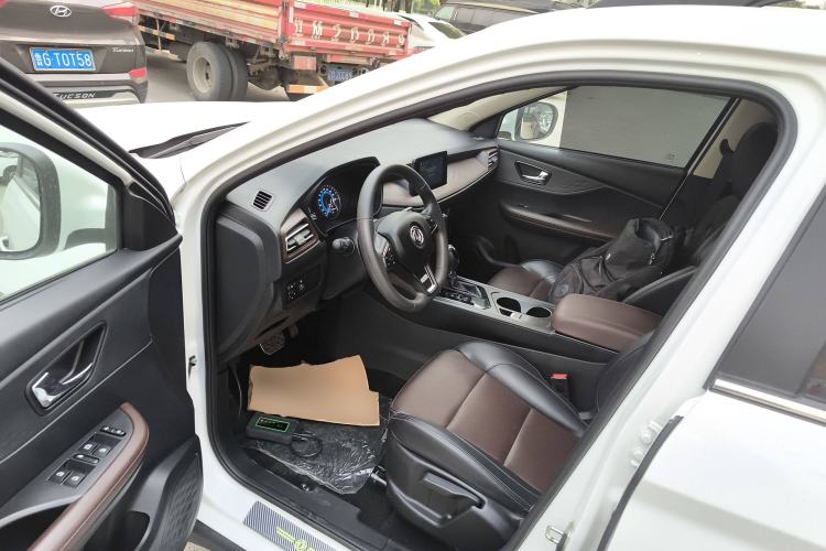 Used Dongfeng Fengon S560 2021 2.0L CVT Elite Version Driver Seat