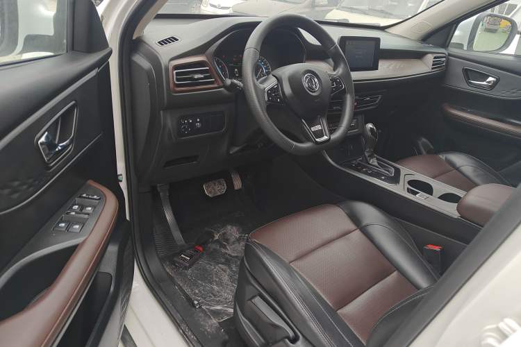 Used Dongfeng Fengon S560 2021 1.5T CVT Elite Version Driver Seat