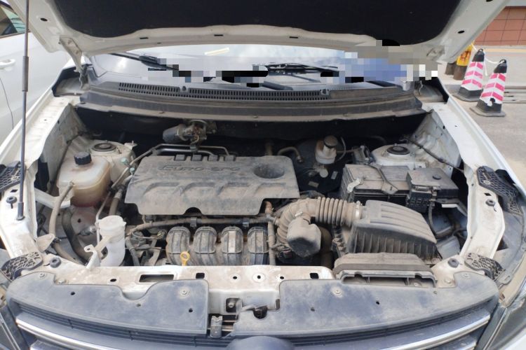 Used Dongfeng Fengon S560 2021 2.0L Manual Urban Version Engine Bay