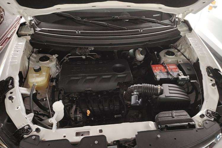 Used Dongfeng Fengon S560 2021 2.0L CVT Elite Version Engine Bay