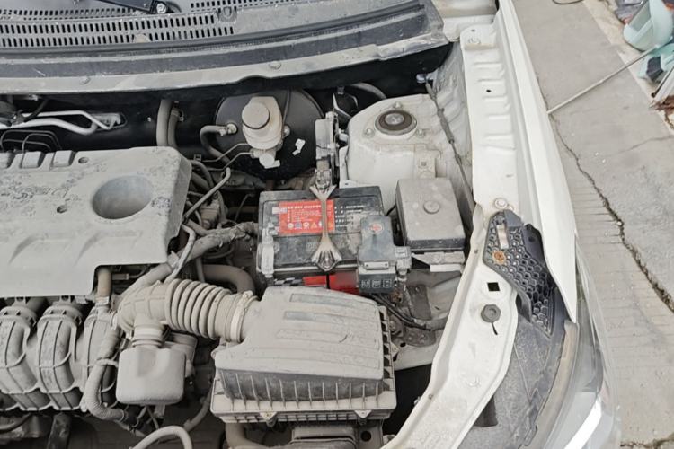 Used Dongfeng Fengon S560 2021 2.0L CVT Elite Version Engine Bay Left