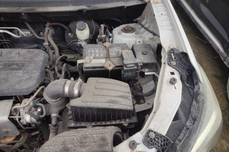 Used Dongfeng Fengon S560 2021 1.5T CVT Elite Version Engine Bay Left