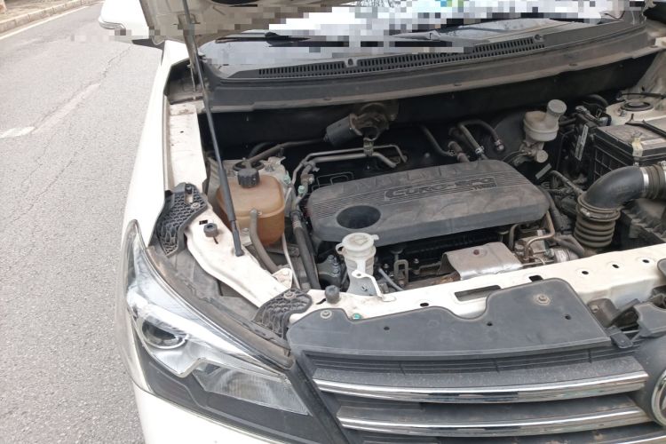 Used Dongfeng Fengon S560 2021 1.5T Manual Urban Model Engine Bay Right
