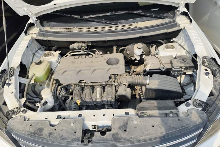 Used Dongfeng Fengon S560 2021 2.0L CVT Elite Version Engine Bay