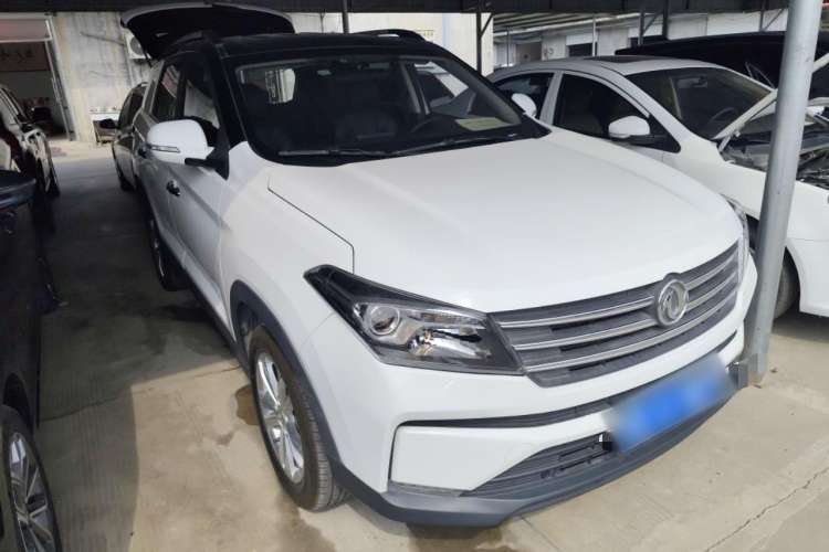 Used Dongfeng Fengon S560 2021 2.0L CVT Elite Version Front Right 45 Deg
