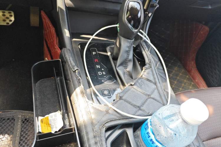 Used Dongfeng Fengon S560 2021 1.5T CVT Elite Version Gear Lever