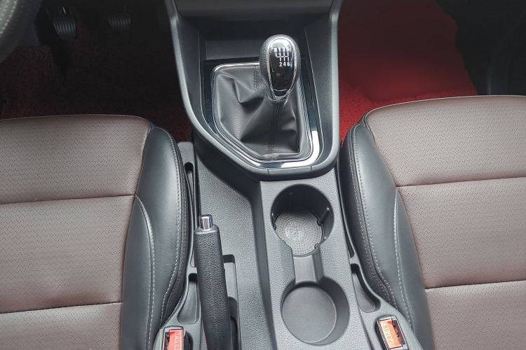 Used Dongfeng Fengon S560 2021 1.5T Manual Urban Model Gear Lever