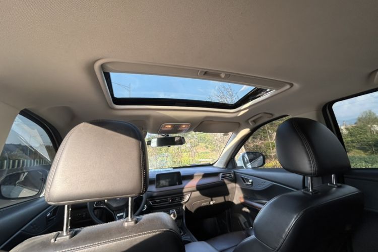 Used Dongfeng Fengon S560 2021 Revised 1.5T CVT Elite Version Headliner