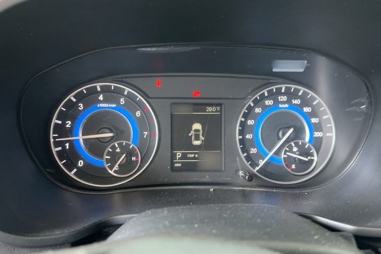 Used Dongfeng Fengon S560 2021 1.5T CVT Elite Version Instrument Cluster
