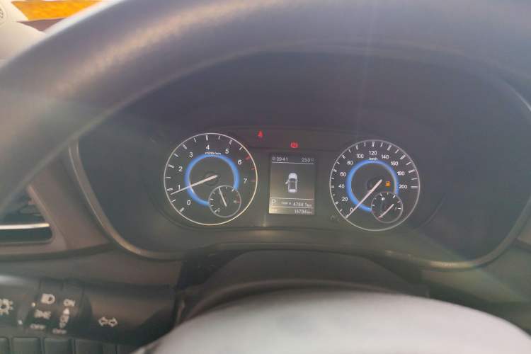 Used Dongfeng Fengon S560 2021 2.0L CVT Elite Version Instrument Cluster