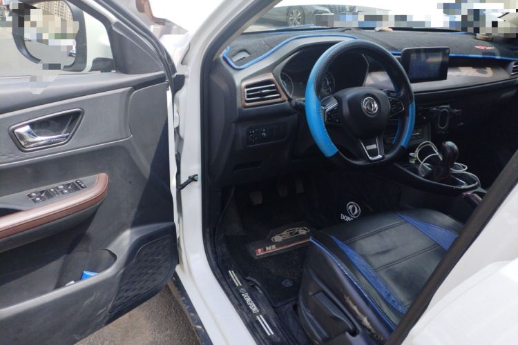 Used Dongfeng Fengon S560 2021 2.0L Manual Urban Version Interior 3