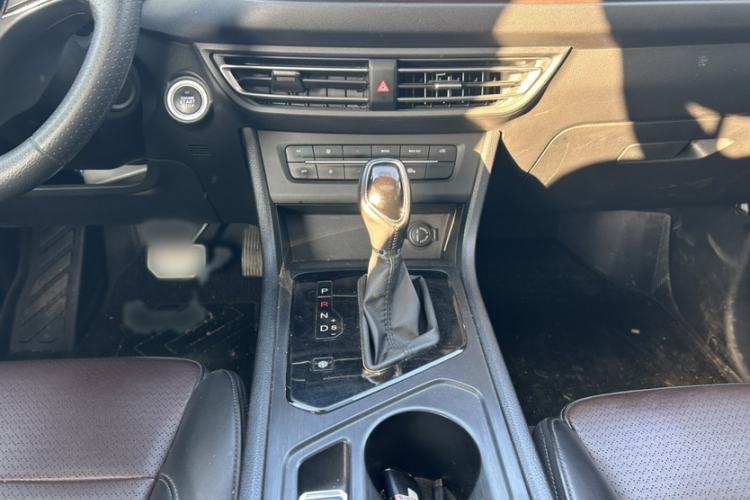 Used Dongfeng Fengon S560 2021 Revised 1.5T CVT Elite Version Interior 3