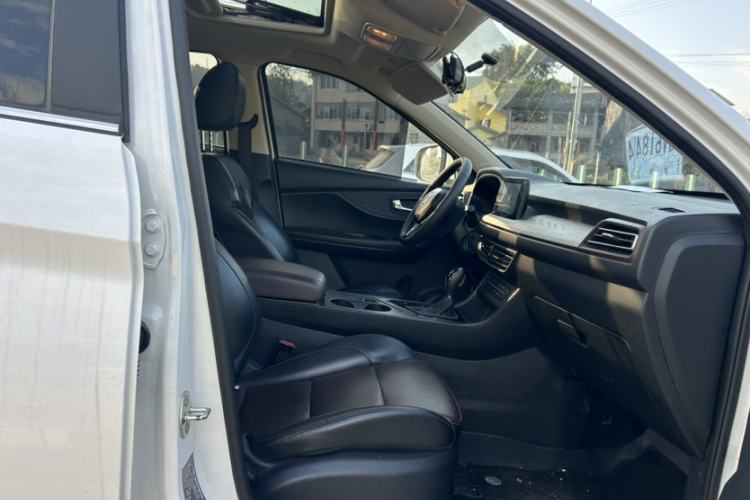 Used Dongfeng Fengon S560 2021 Revised 1.5T CVT Elite Version Interior 7